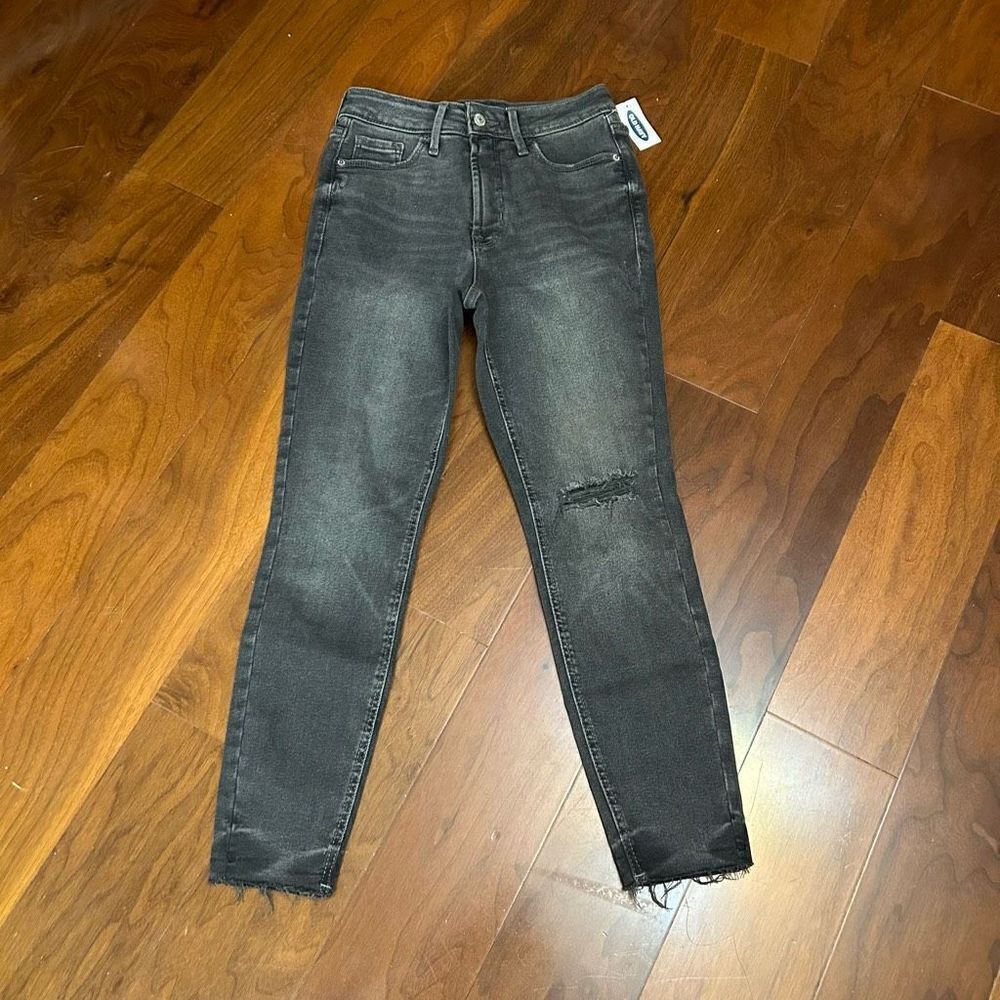 Old Navy Rockstar Super Skinny 360 Stretch Extra High Rise black jeans size 4 Pe